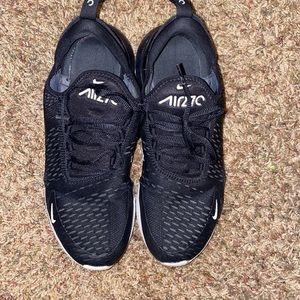 Women’s Black Nike Airmax 270